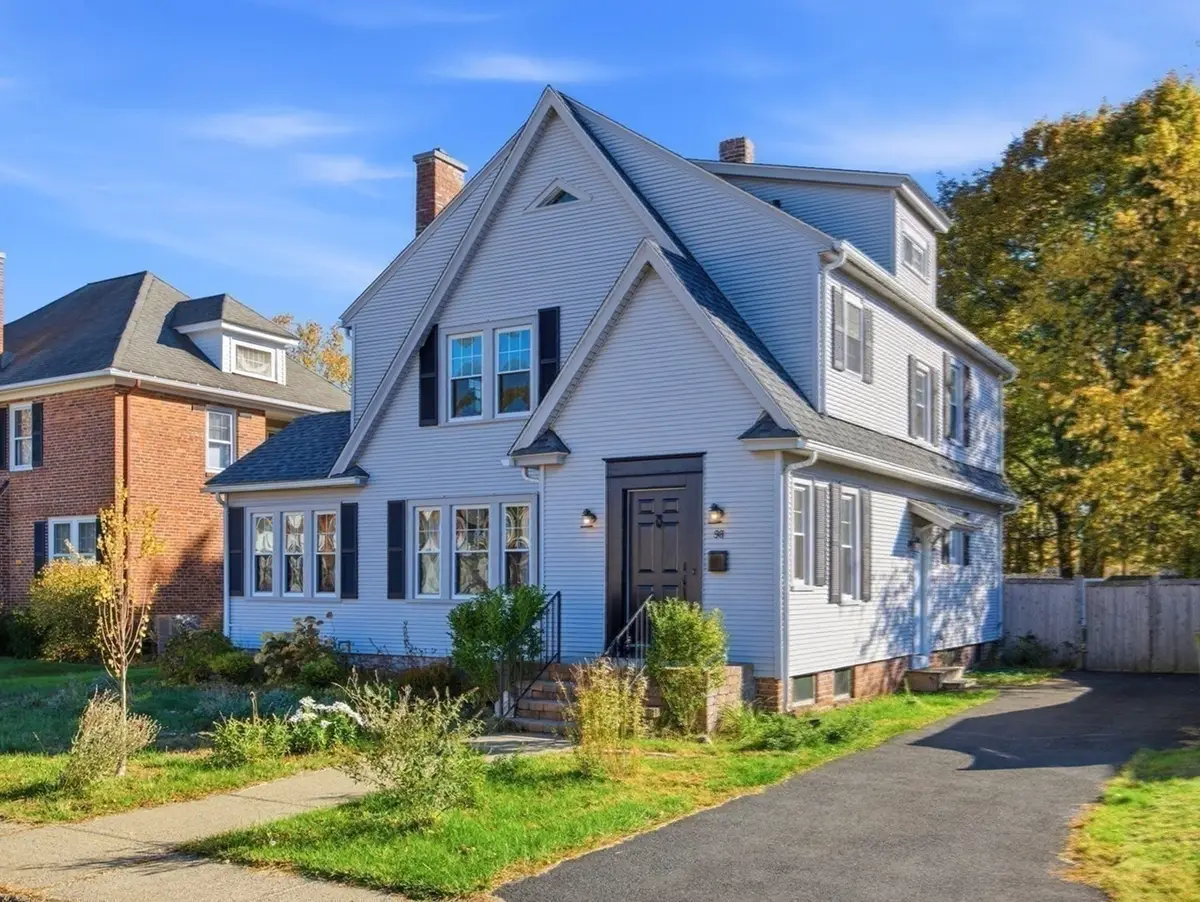 98 Pinehurst Rd, Holyoke, MA 01040 - #1