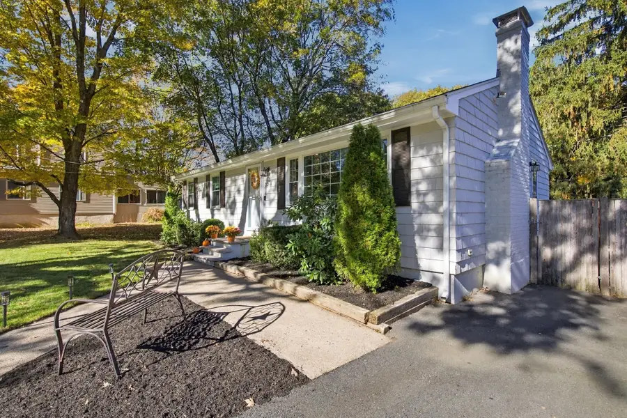 22 Morse St, East Walpole, MA 02032 - #2