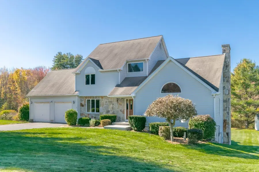 72 S Brook Rd, East Longmeadow, MA 01028 - #3