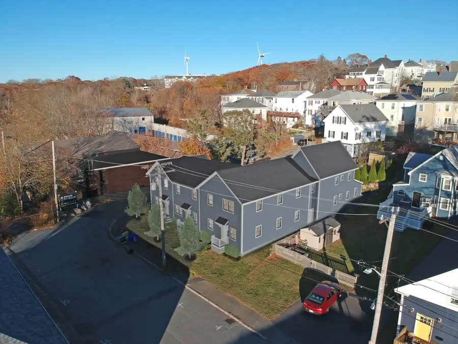 35-37 Sargent St, Gloucester, MA 01930 - #3
