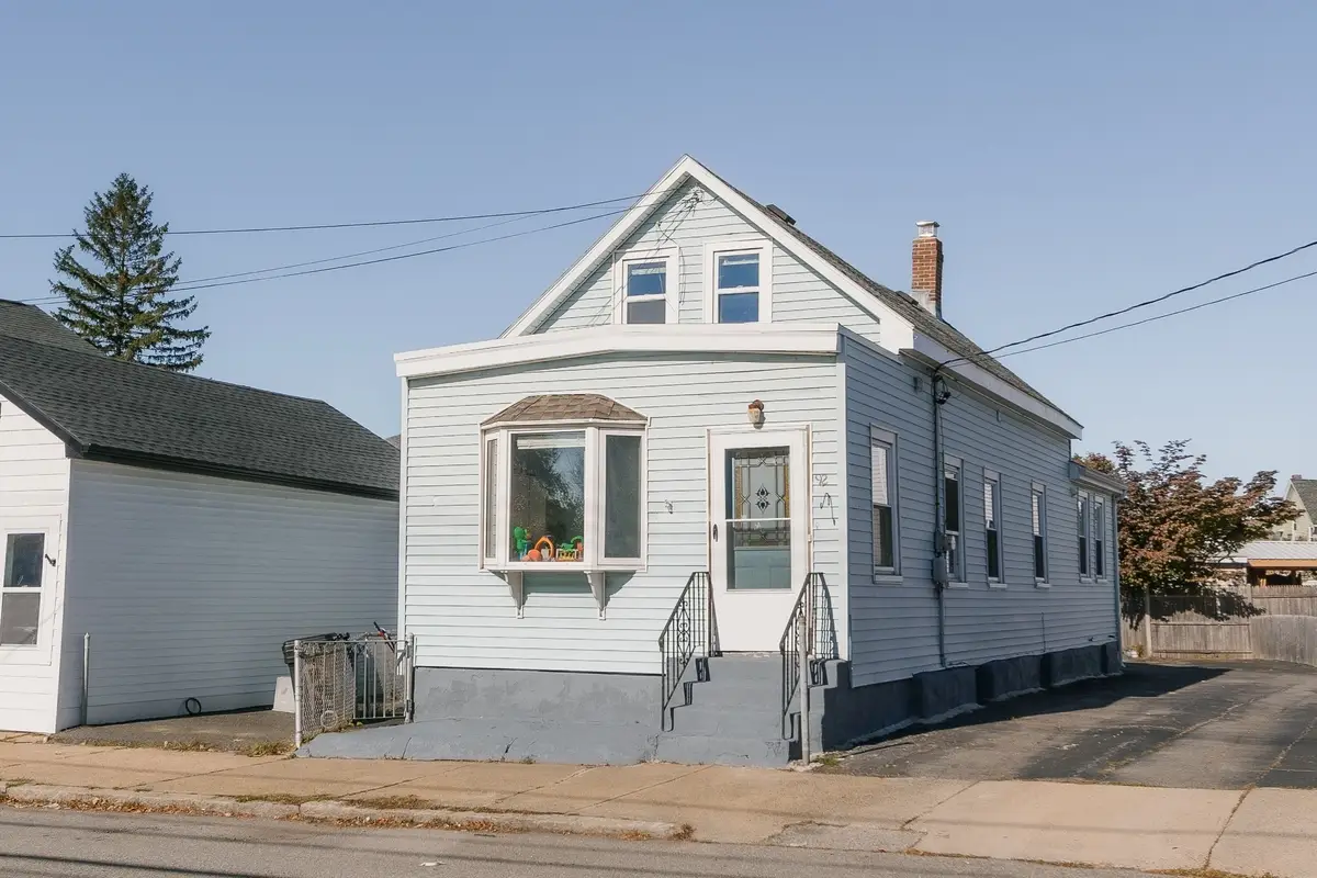 92 Tremont Street, Peabody, MA 01960 - #1