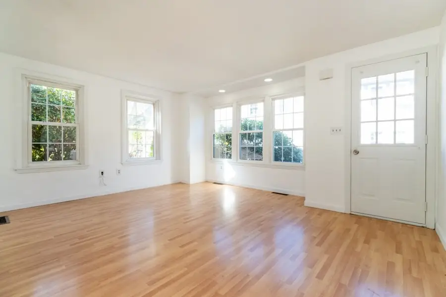 1284 Commerical St #1284, Weymouth, MA 02189 - #2