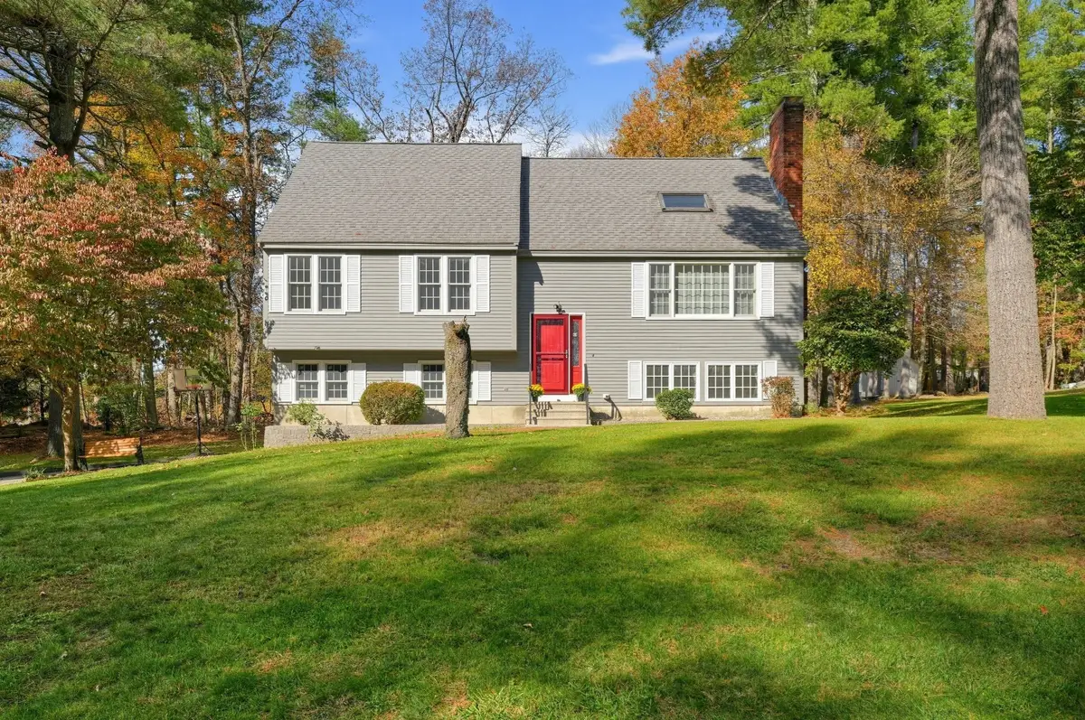 61 Barbara Jean St, Grafton, MA 01519 - #1
