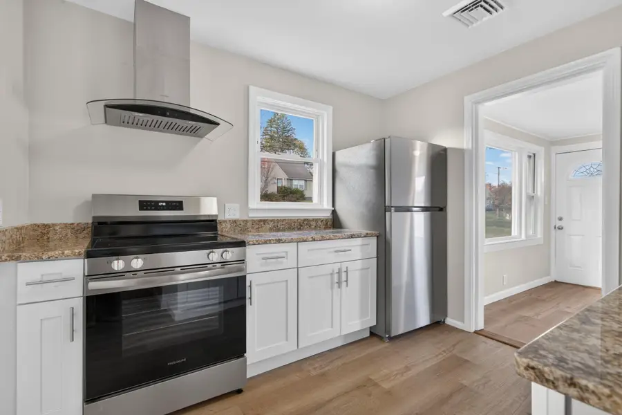 143 Uncatena Ave, Worcester, MA 01606 - #3