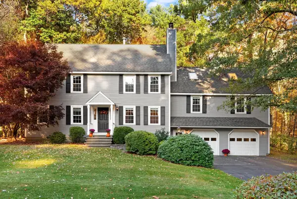 33 Village View Rd, Westford, MA 01886