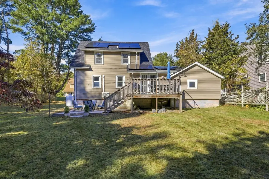 8 Wright Ct, Kingston, MA 02364 - #3