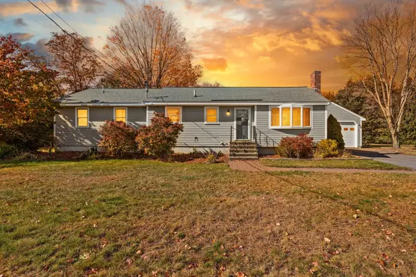 11 Pickard Ln, Littleton, MA 01460