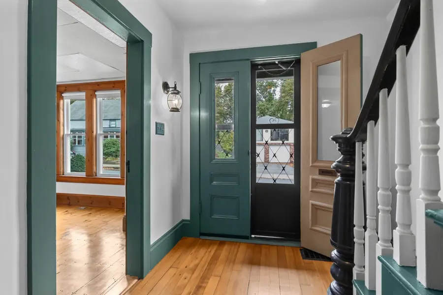 151 West St, Clinton, MA 01510 - #3