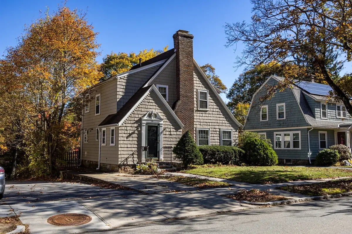 108 Forest St, Worcester, MA 01609 - #1