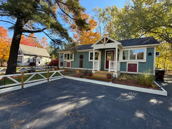 14 Collins St, Salisbury, MA 01952