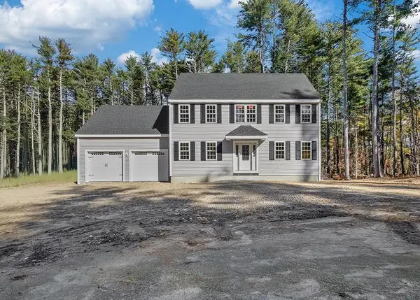 1 Burr Trail Cir, Bellingham, MA 02019