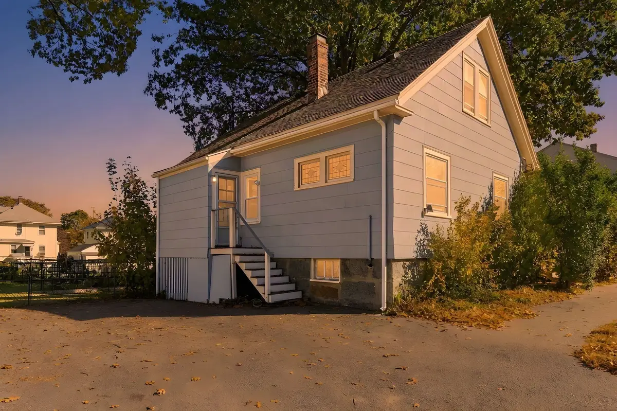166 Everett St, Quincy, MA 02170 - #1