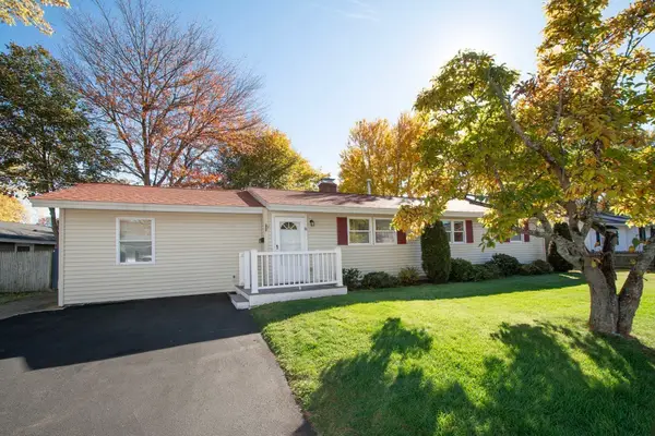 8 Norma Rd, Holbrook, MA 02343