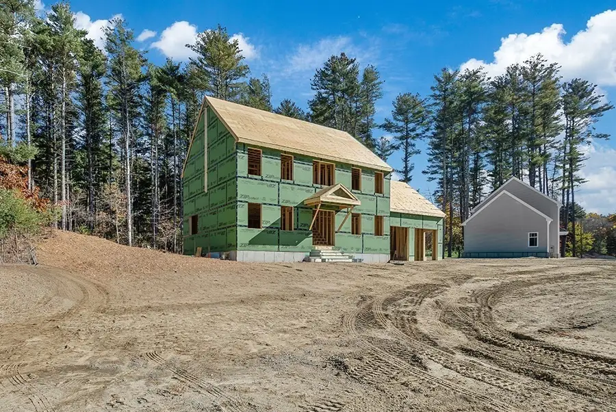 3 Burr Trail Cir, Bellingham, MA 02019 - #3