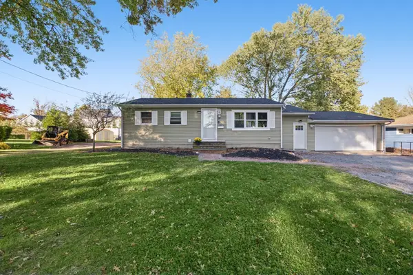 226 Chatterton Ave, Somerset, MA 02726