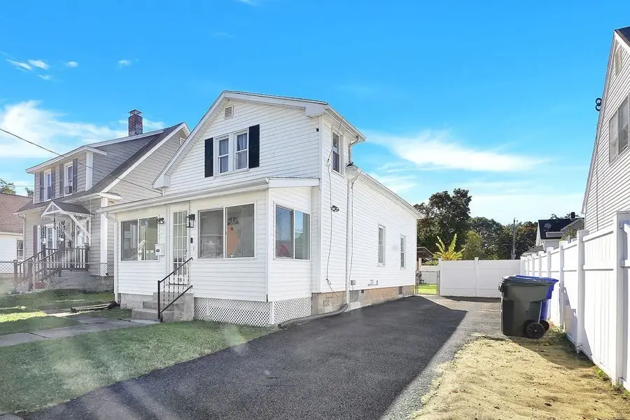 38 Merrimac Ave, Springfield, MA 01104 - #2