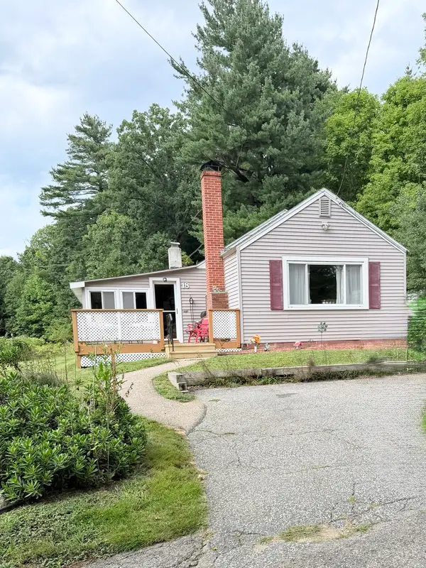18 Boyes Ave, Brookfield, MA 01506