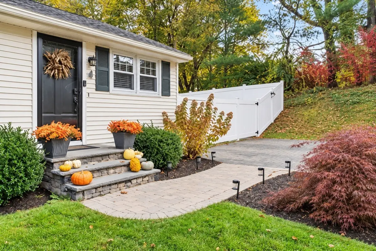 4 Allen Street, Northborough, MA 01532 - #1