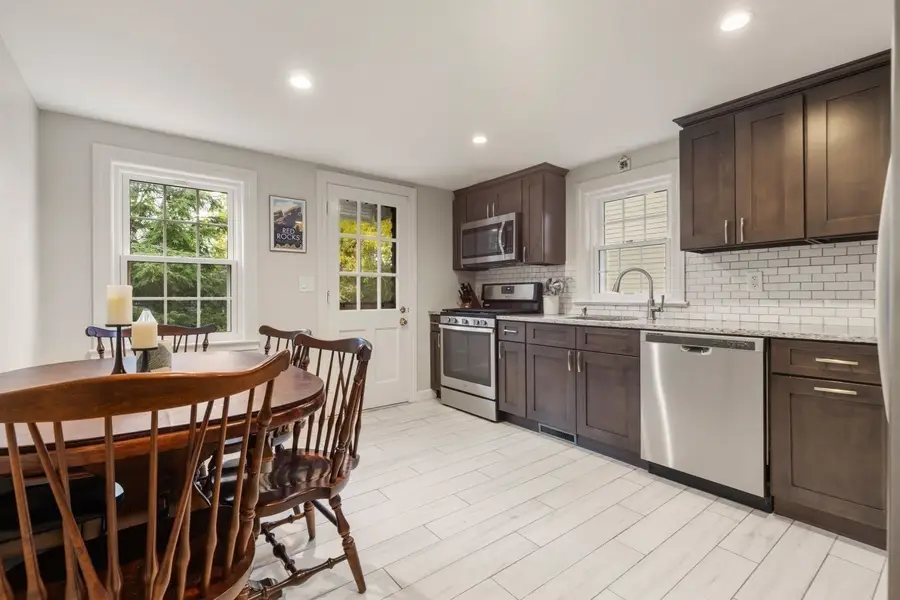 4 First St, Norwood, MA 02062 - #3