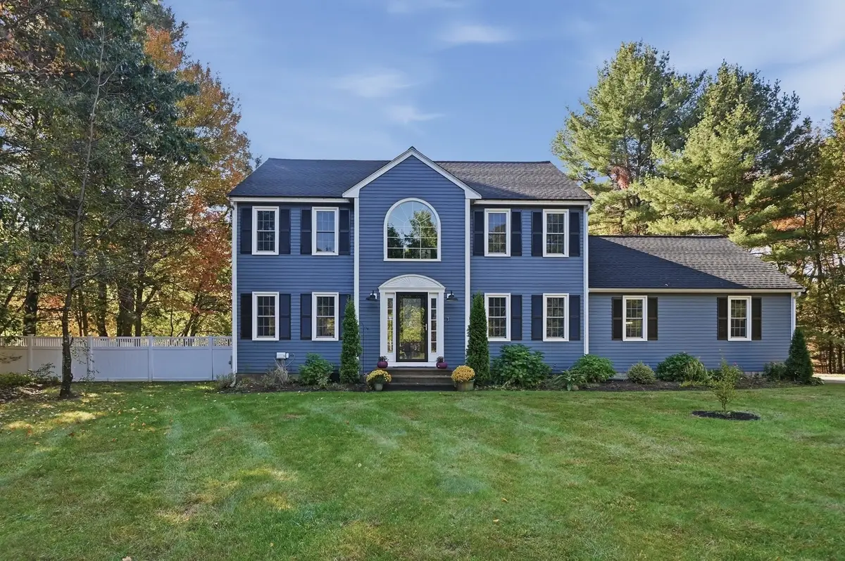 3 King Philip Path, Mendon, MA 01756 - #1
