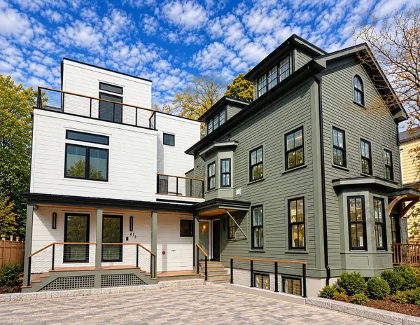 61 Pleasant Street #2, Cambridge, MA 02139