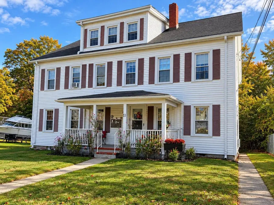 11 Macomber Ave, Dartmouth, MA 02747 - #3