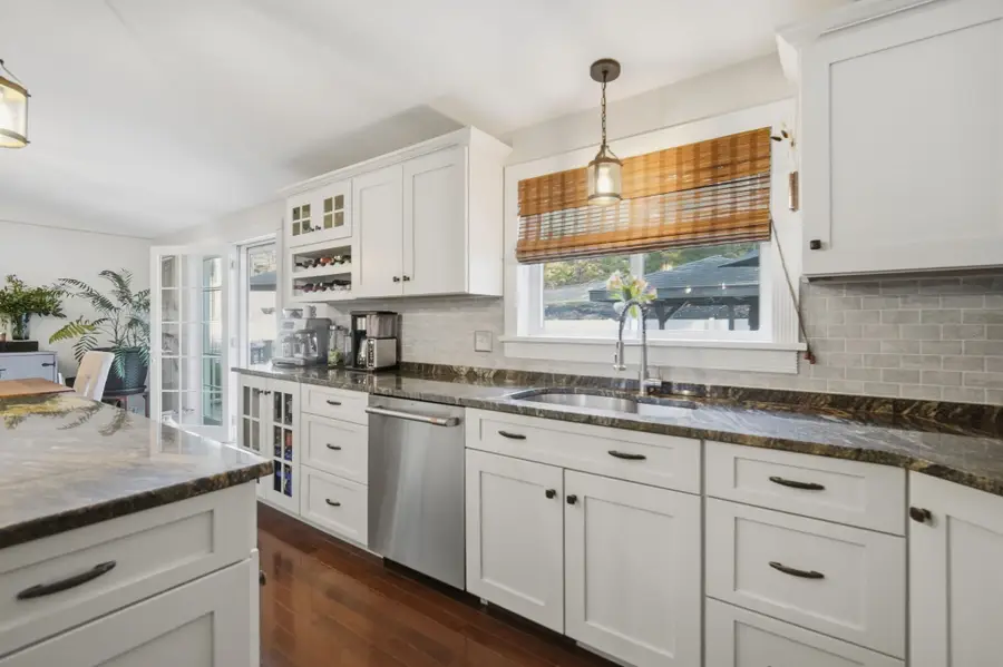 60 E Brimfield Rd, Holland, MA 01521 - #2