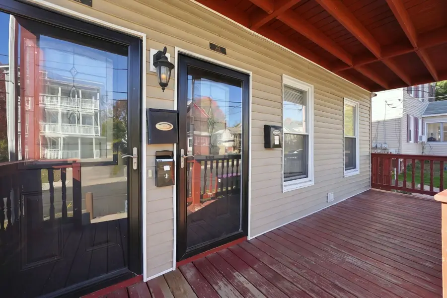 20-22 Gates St, Holyoke, MA 01040 - #3