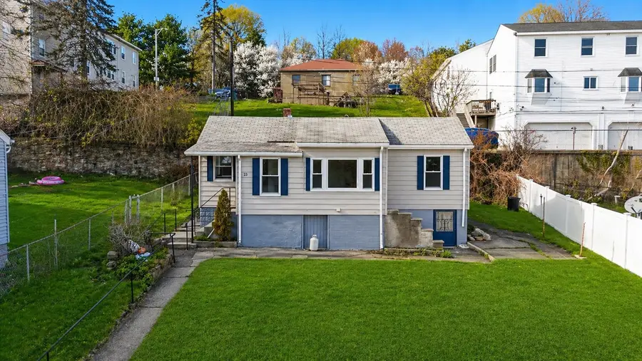 25 Johnson St, Worcester, MA 01604 - #2