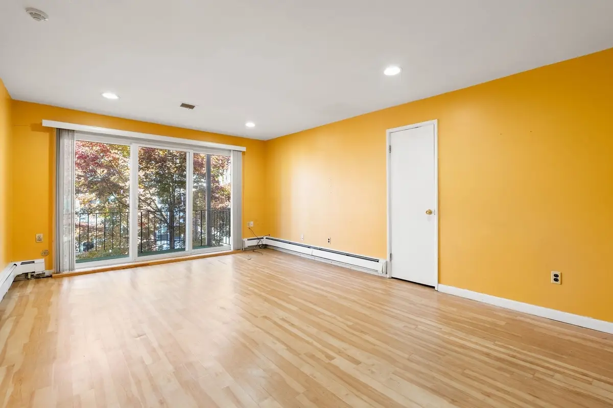 30 Pleasant Dr #9, Stoughton, MA 02072 - #1