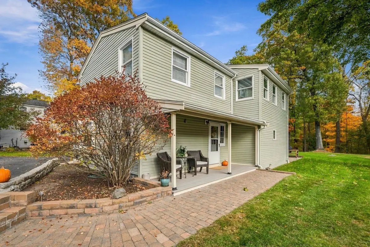 61 Lakeshore Dr, Georgetown, MA 01833 - #1
