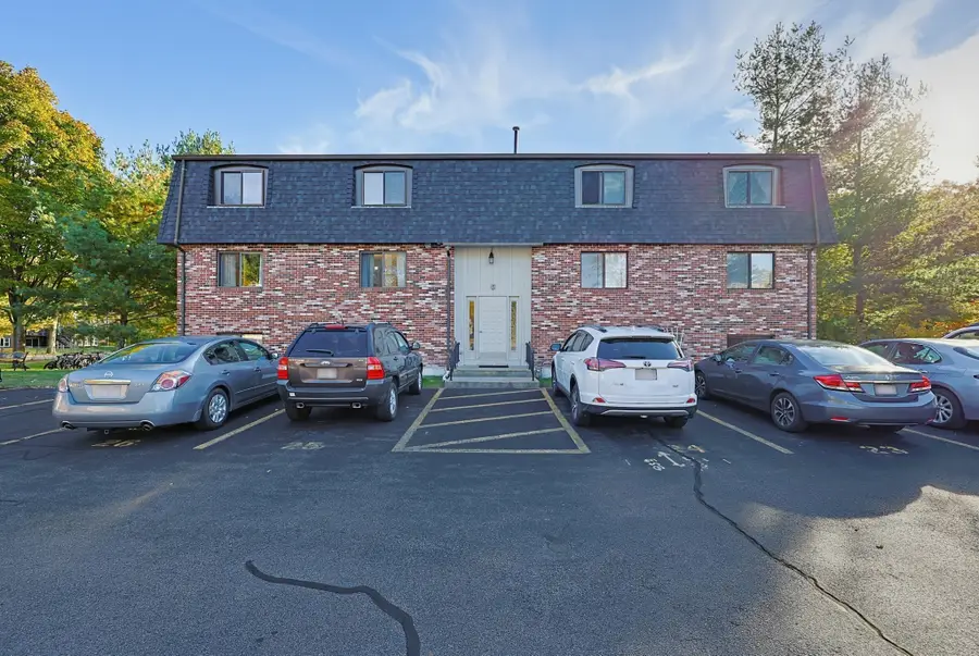 109 Maple St #C3, Attleboro, MA 02703 - #2