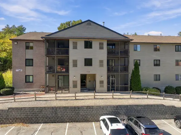 10 Village Ln #10, Tyngsborough, MA 01879