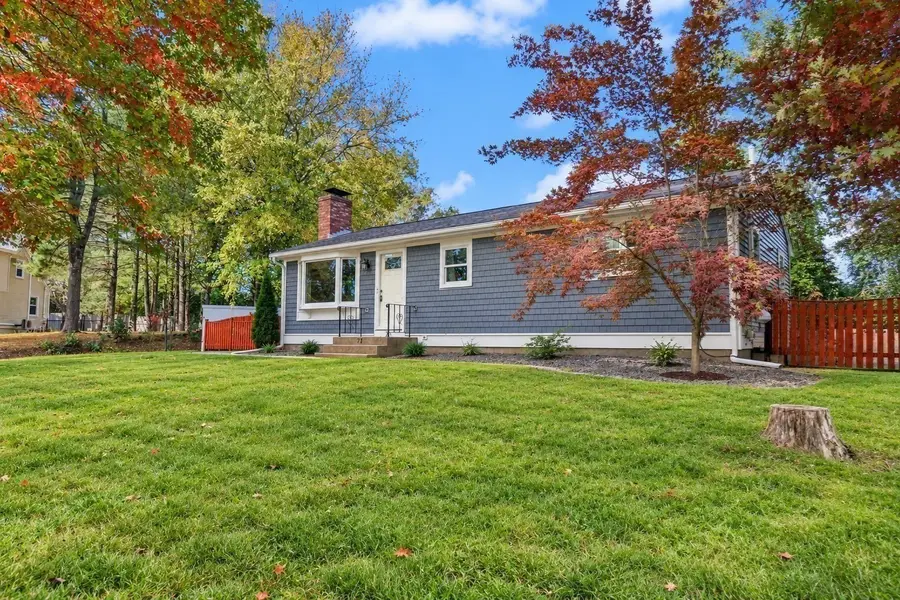 71 Oakridge Ave, North Attleboro, MA 02760 - #2