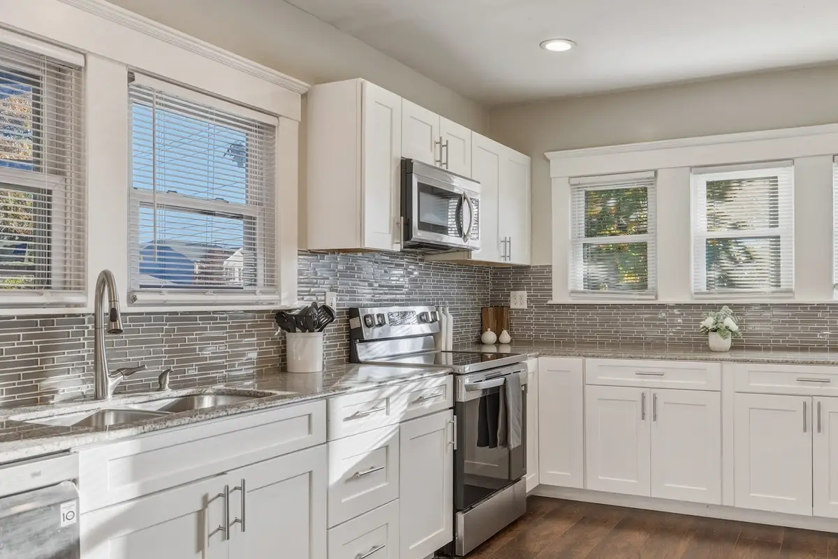 1502 Bay St, Springfield, MA 01109 - #1