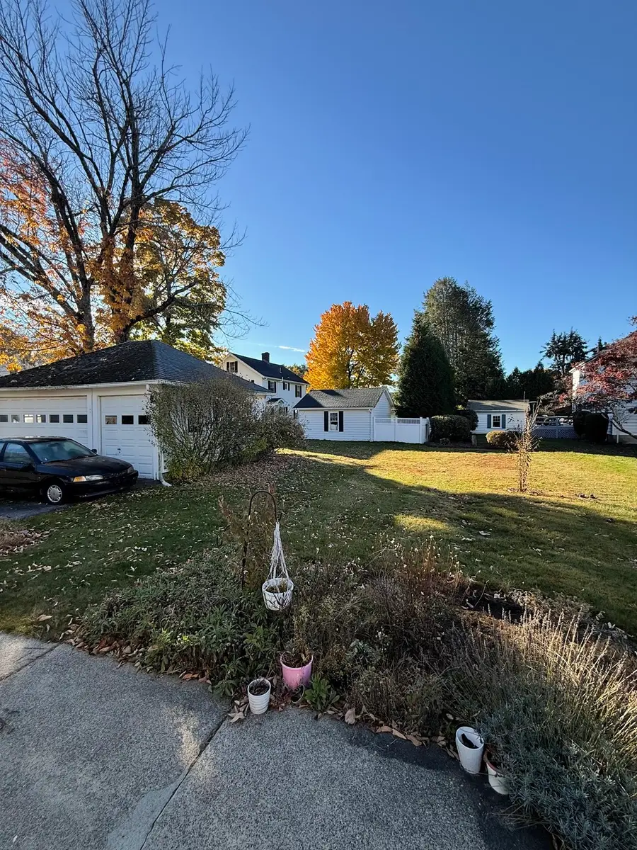 688 Great Plain Ave, Needham, MA 02492 - #2