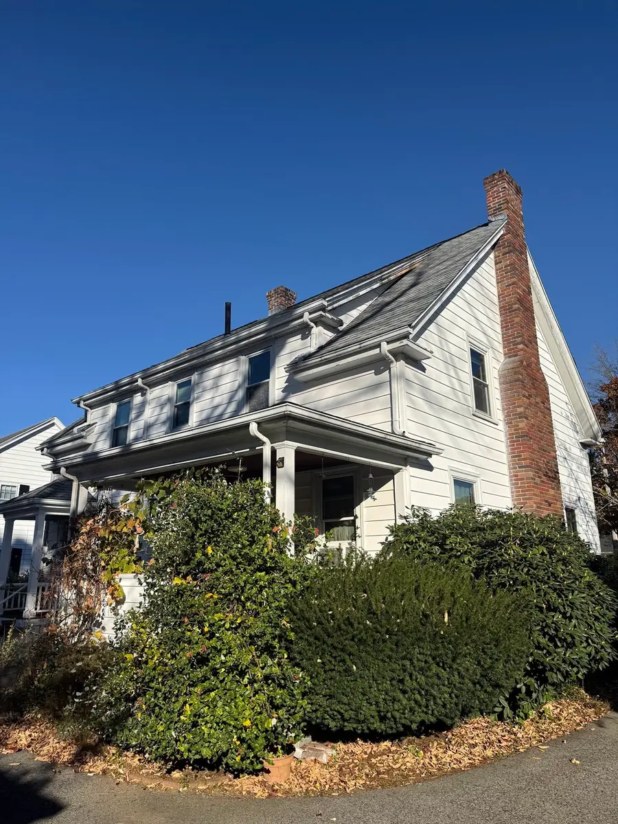 688 Great Plain Ave, Needham, MA 02492 - #3