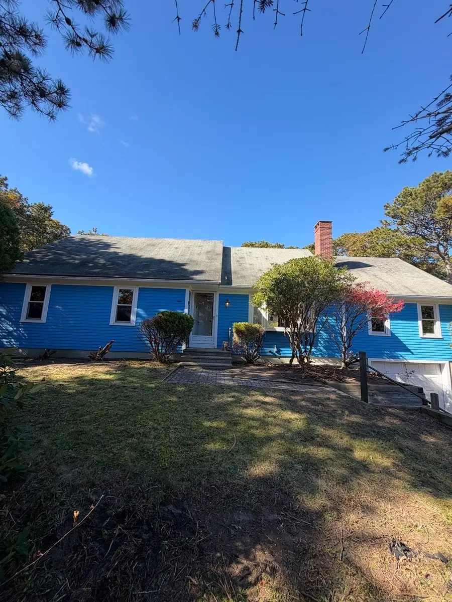 25 Clifford Pl, Chatham, MA 02633 - #2