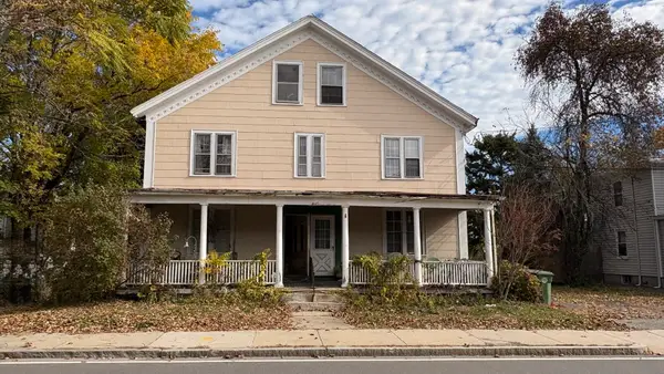 40-42 Irving St, Watertown, MA 02472