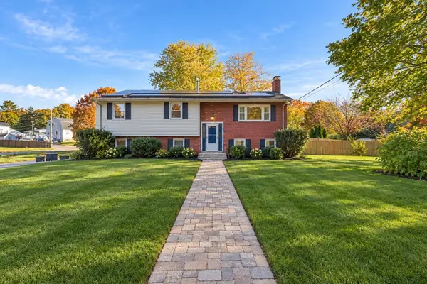 60 Oneida St, Methuen, MA 01844
