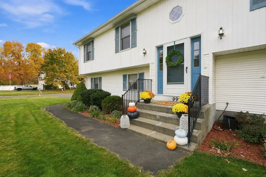 99 Paul Revere Dr, Feeding Hills, MA 01030 - #2