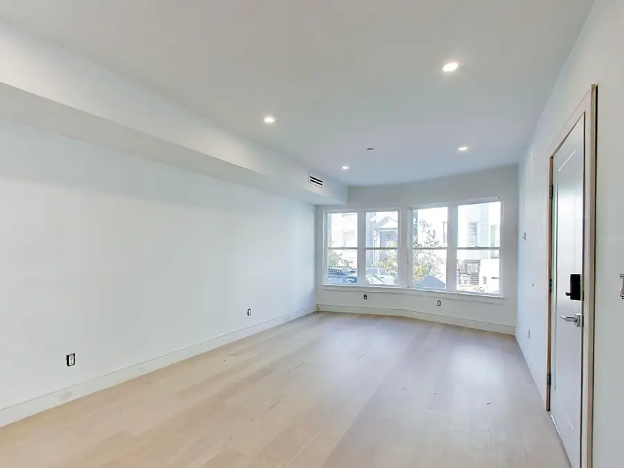 261 Princeton St #201, Boston, MA 02128 - #2