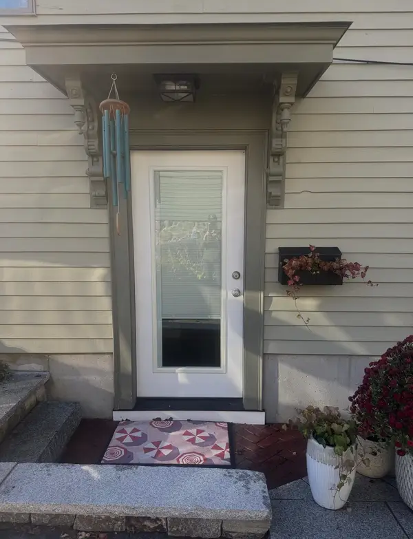 6 Traverse St #1, Gloucester, MA 01930
