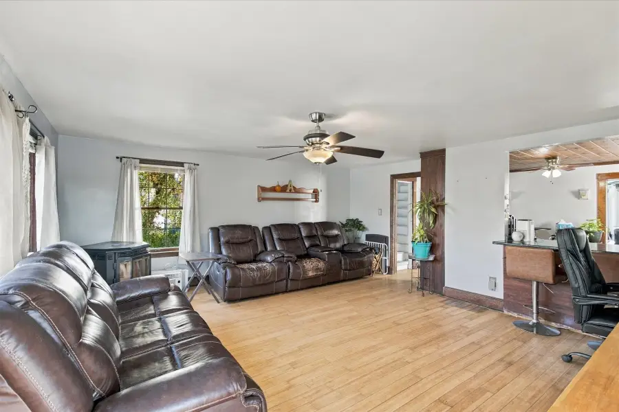 88 John St, Acushnet, MA 02743 - #2