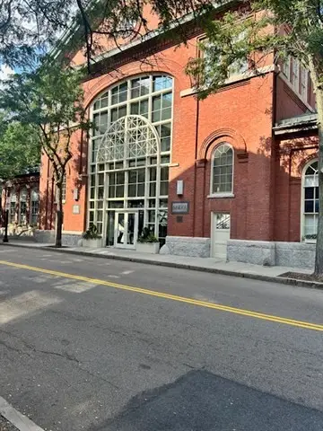 106 13th Street #224, Boston, MA 02129