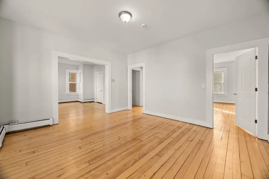 292 Durfee St, Fall River, MA 02720 - #3