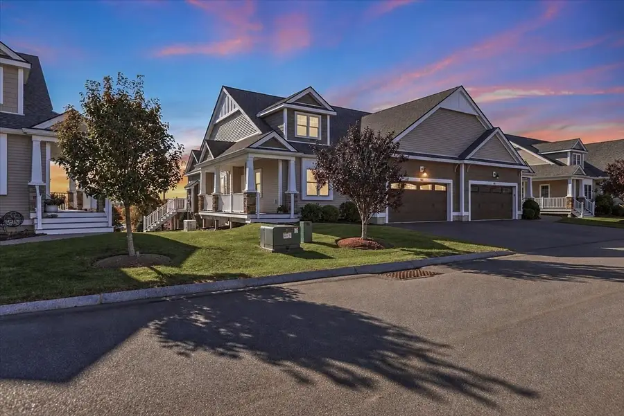 61 Fox Hill Lane #61, Dracut, MA 01826 - #3