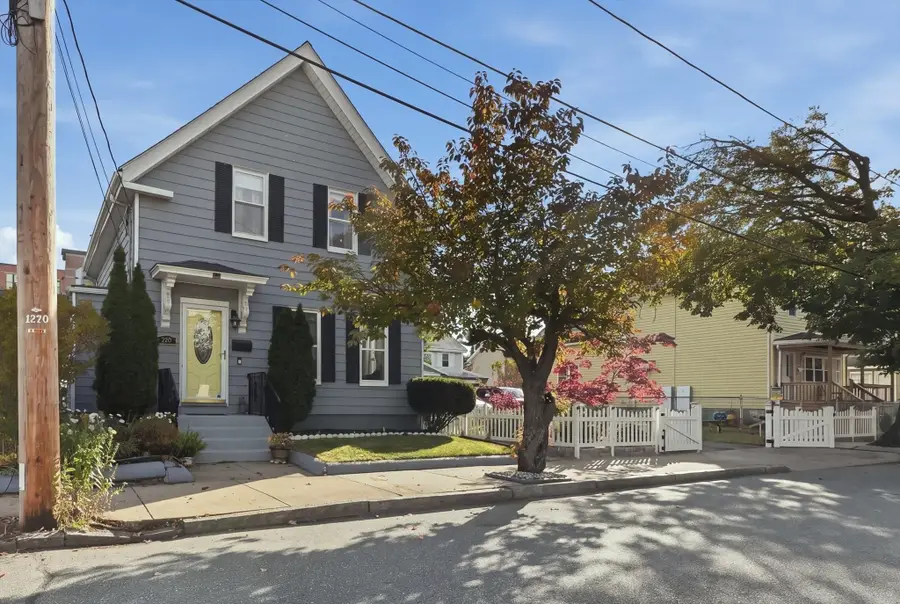35 Everett St, Medford, MA 02155 - #2