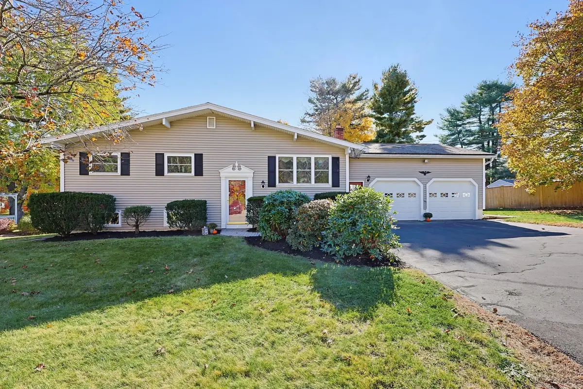 16 Meryl St, Medway, MA 02053 - #1
