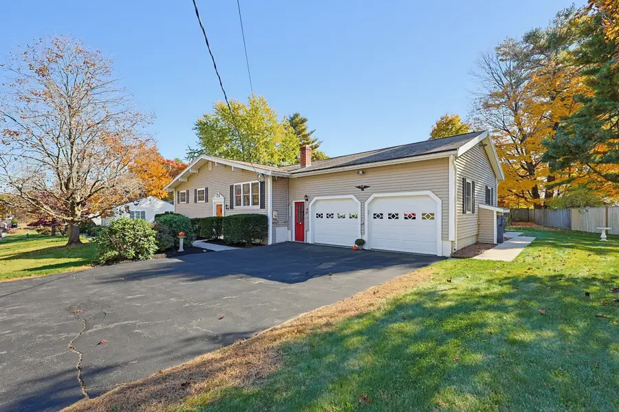 16 Meryl St, Medway, MA 02053 - #2